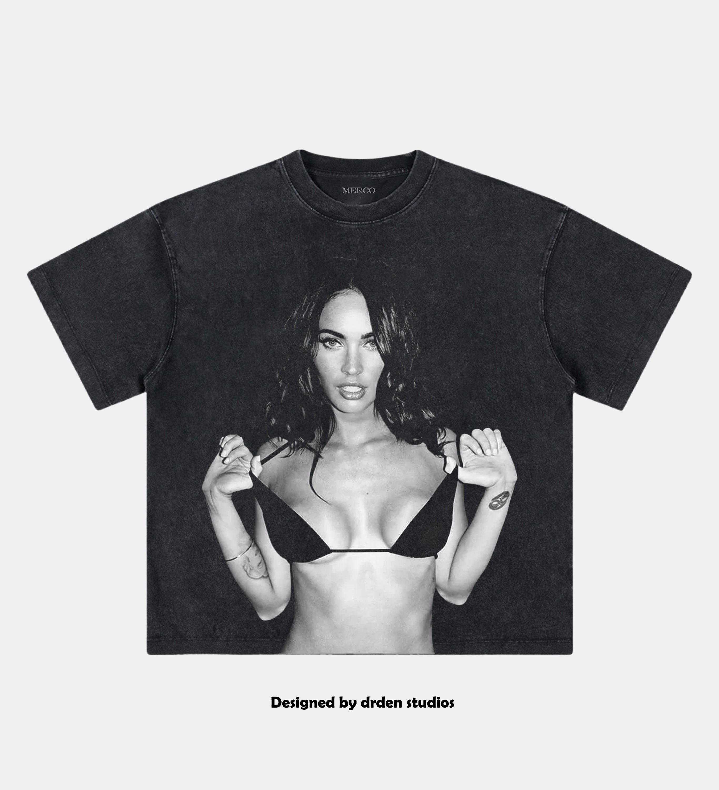 MEGAN FOX 12.26 TEE