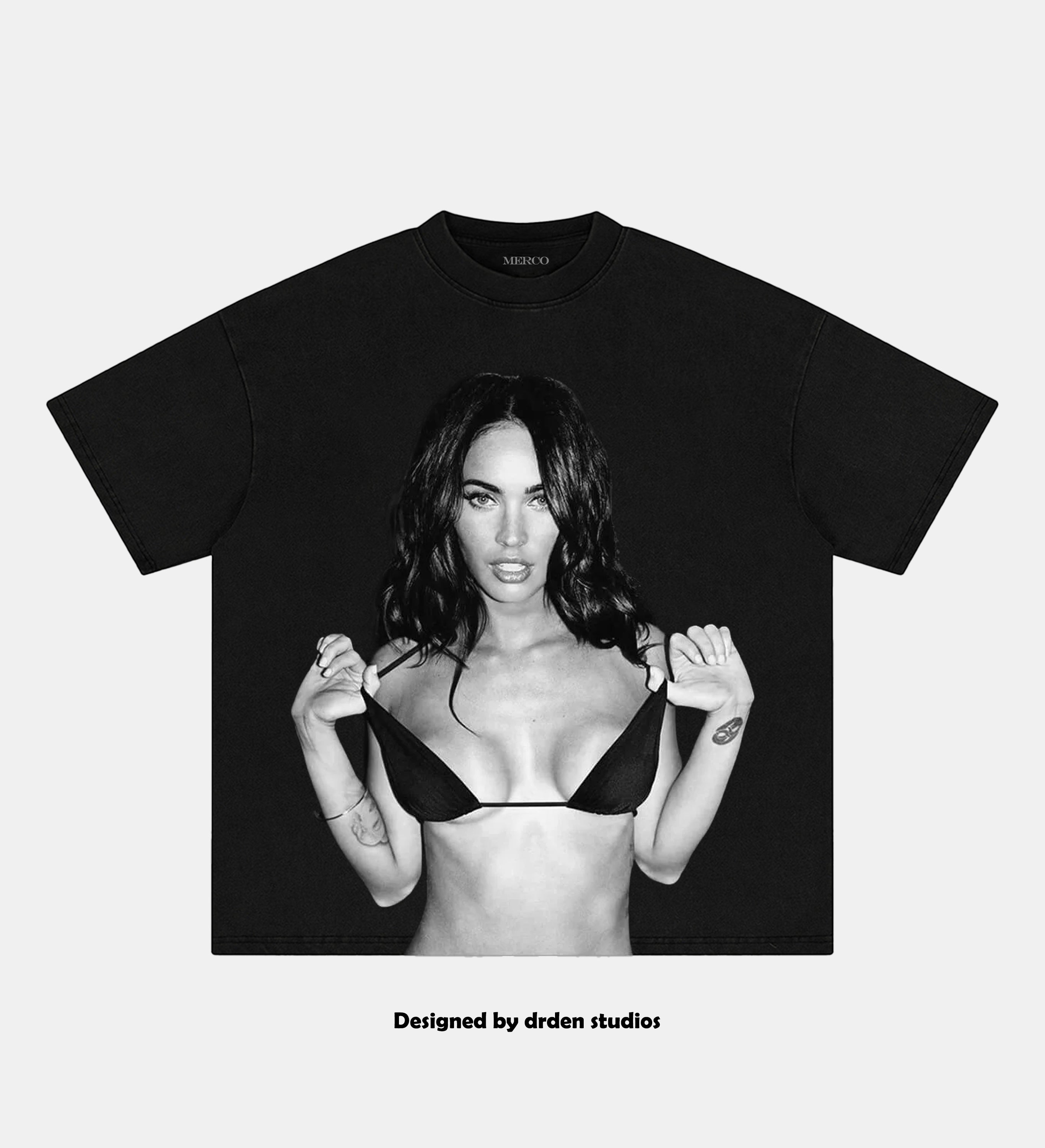 MEGAN FOX 12.26 TEE